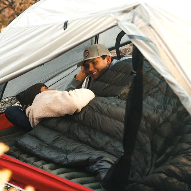 QUILT ONE SLEEPING BAG/QUILT (45F) - FREE SHIPPING
