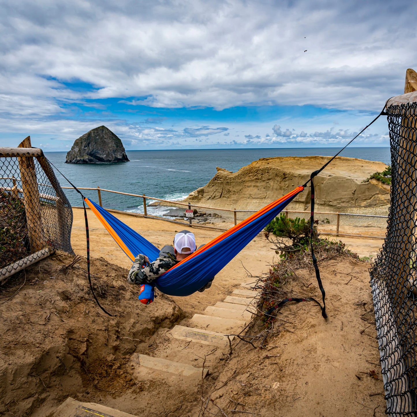 Double Deluxe Hammock w/ Tree Straps