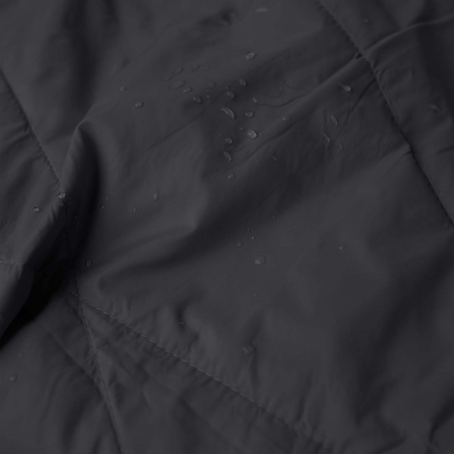 Layover™ XL Blanket Black