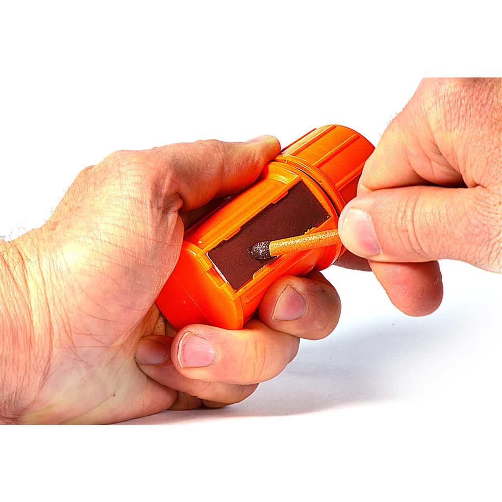 STORMPROOF MATCH CONTAINER W/25 MATCHES