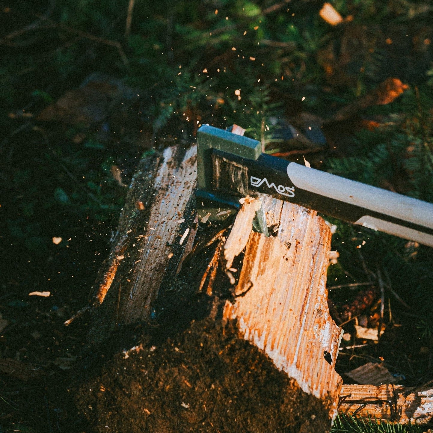 DMOS Axpedition 23.5 inch Hybrid Axe