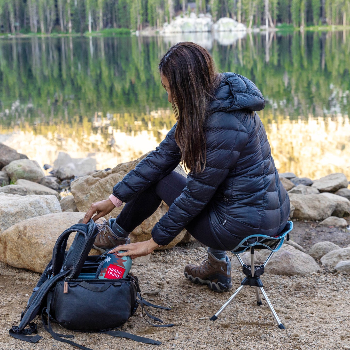 Compass 360° Swivel Stool