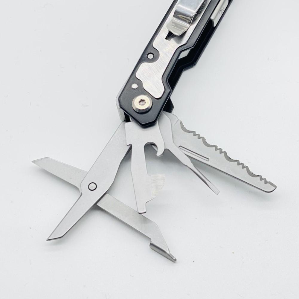 Defiance Tools Larboard Multi-Tool functions