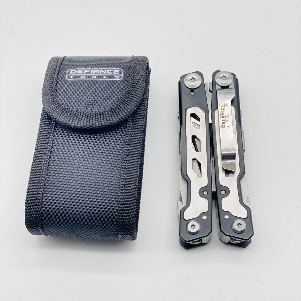 Defiance Tools Larboard Multi-Tool folded